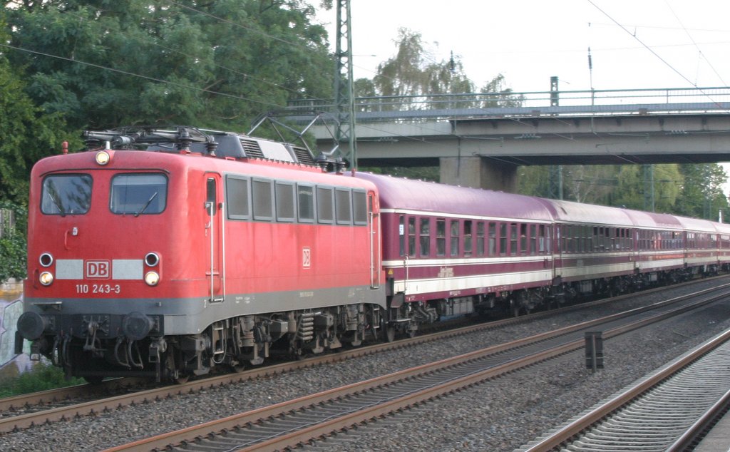 110 243 mit SZ am 5.9.10 in Dsseldorf-Angermund